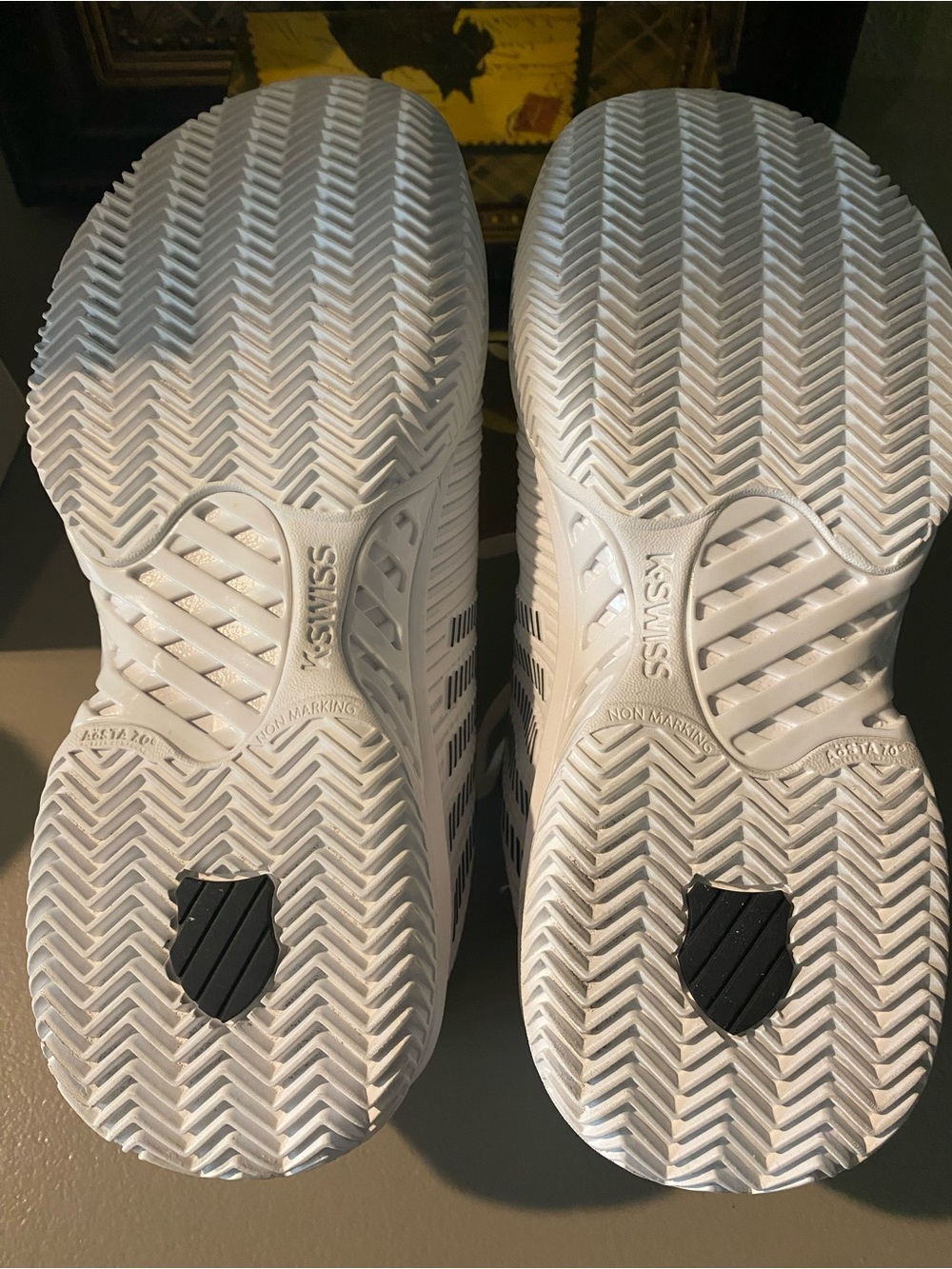 K-Swiss Court Shoe-size 8.5 - Picture 6 of 8
